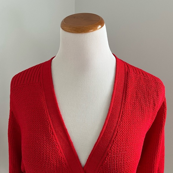 Vintage St. John red knot faux wrap sweater top Sz. S - Picture 2 of 7